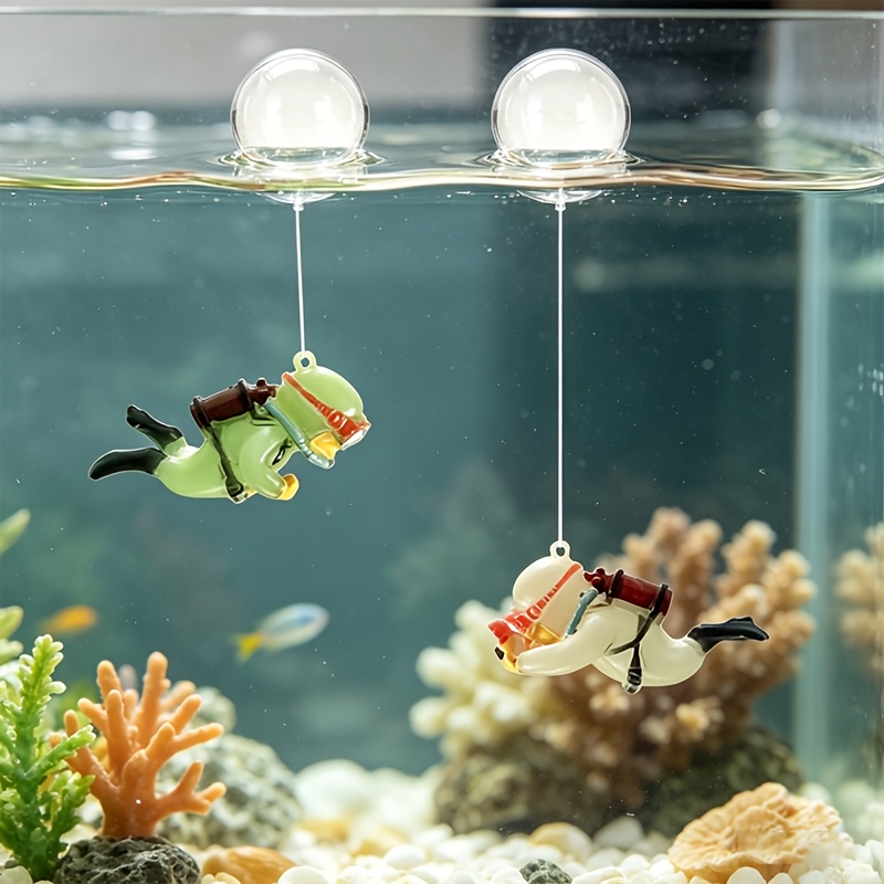 Aquarium Fish Cartoon - ของตกแต่งตู้ปลา เรซิน ตกแต่งภูมิทัศน์ ของประดับขนาดเล็ก นักดำน้ำจิ๋ว ของตกแต่งตู้ปลาเรืองแสง