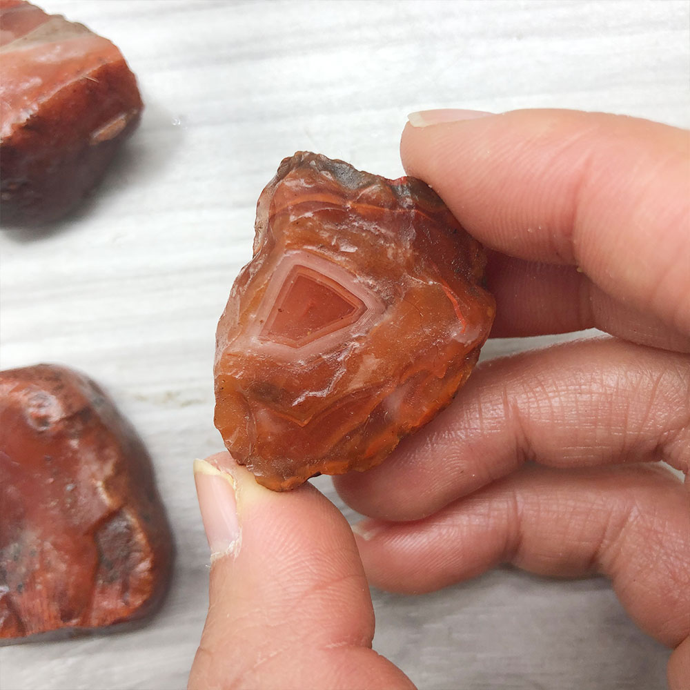 1 PC สุ่มหยาบดิบ Carnelian สีแ - Aquarium Decoration Rock บทวิจารณ์และราคา